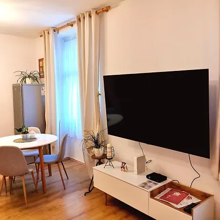 Apartment Cozyhome The Castle - Spacious, Quiet, High Ceiling