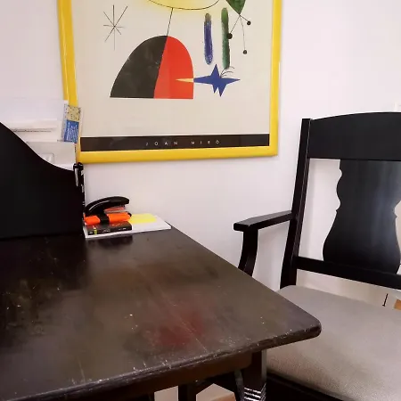 דירה Cozyhome The Castle - Spacious, Quiet, High Ceiling *