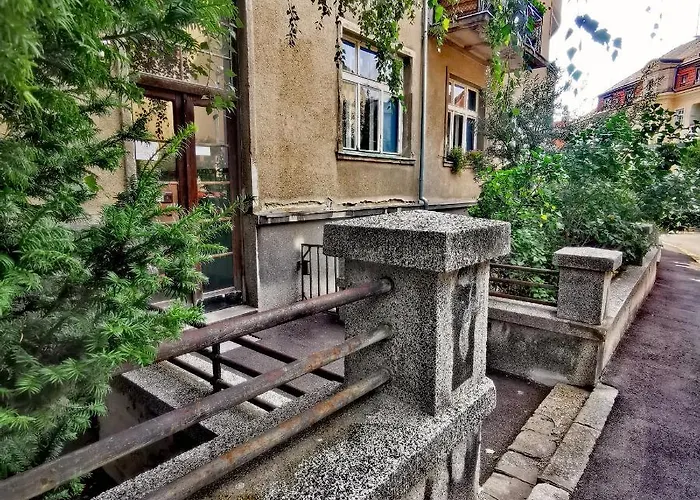 Apartamento Cozyhome The Castle - Spacious, Quiet, High Ceiling *