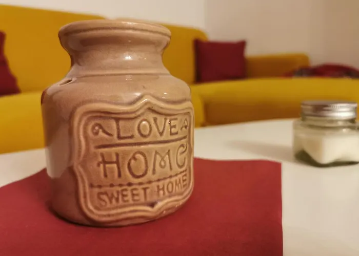 Cozyhome The Castle - Spacious, Quiet, High Ceiling Bratislava