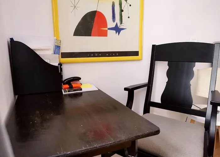 Apartamento Cozyhome The Castle - Spacious, Quiet, High Ceiling *